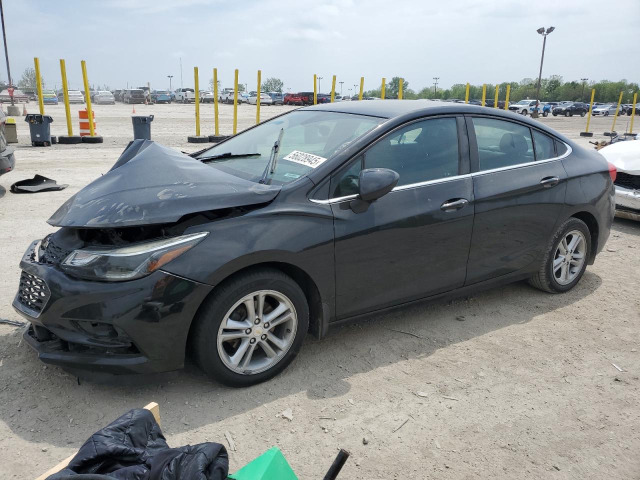 2016 Chevrolet Cruze LT, VIN 1G1BE5SM9G7288795 — Front end