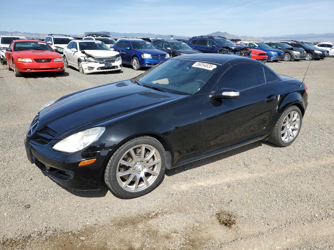 2005 Mercedes-Benz SLK 230/320, VIN WDBWK56F35F075095 — Side