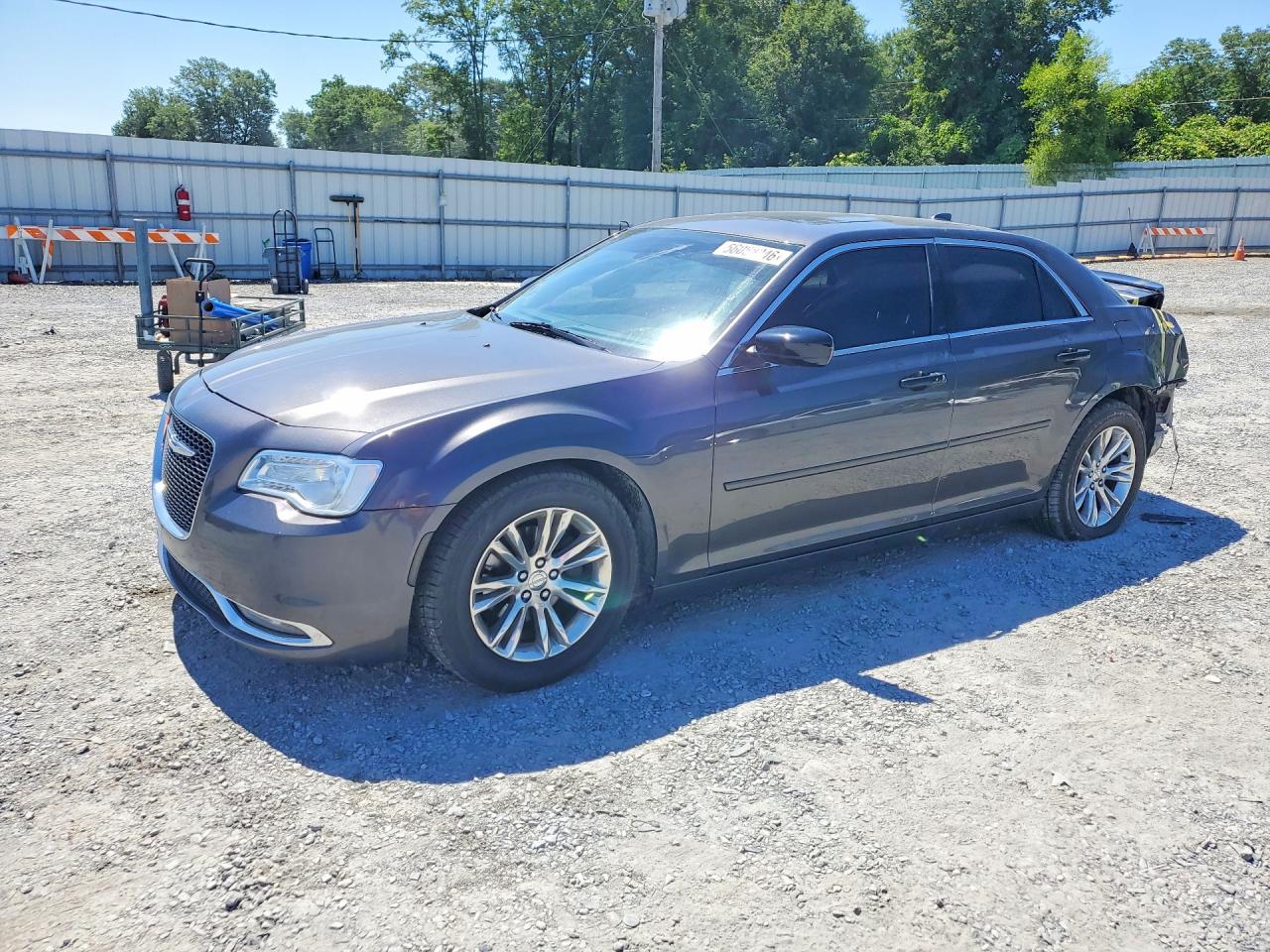 2015 Chrysler 300 C, VIN 2C3CCAEG2FH853993 — Rear end