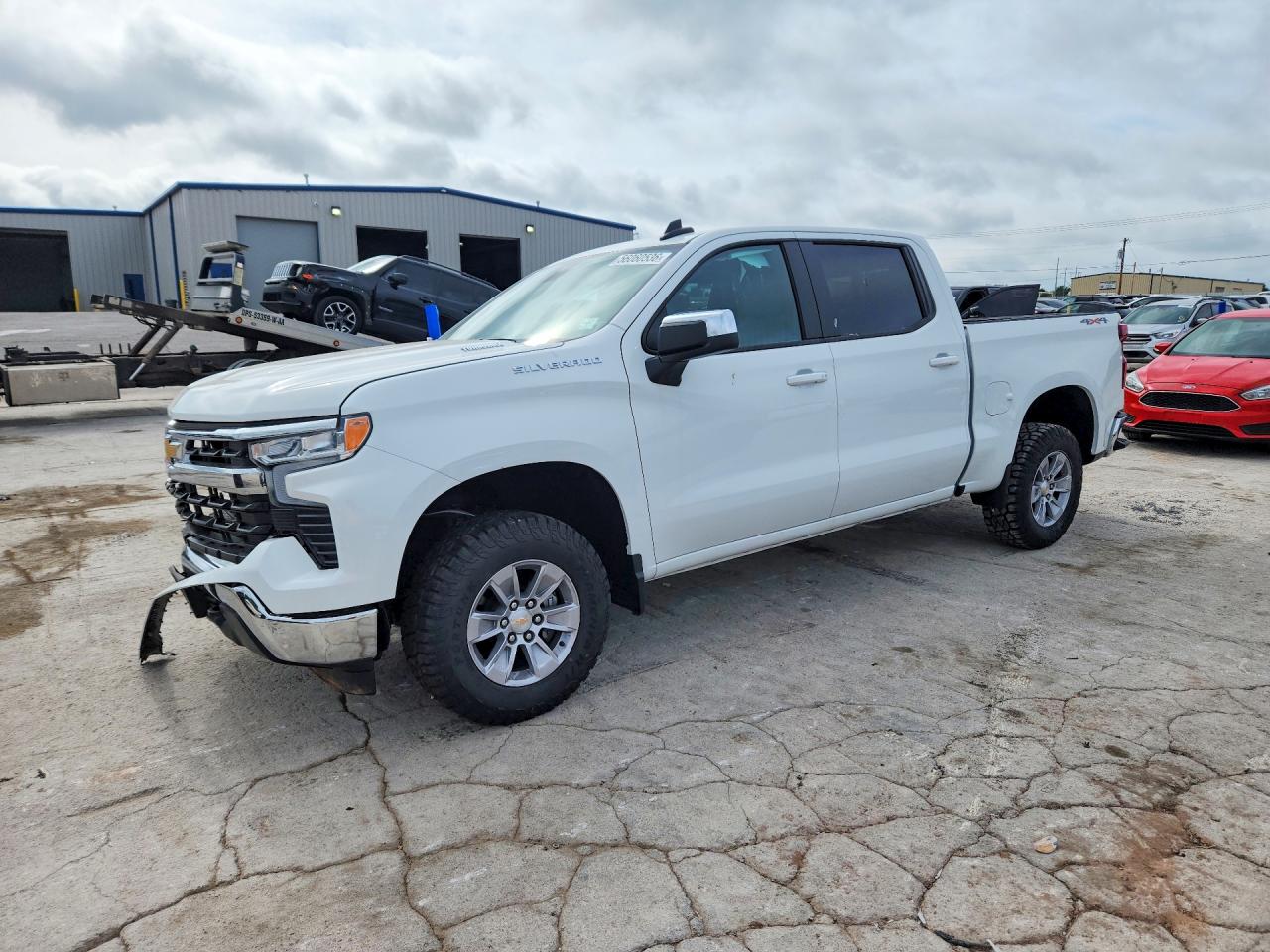 2026 Chevrolet Silverado 1500 LT, VIN 3GCPKDEK4TG256636 — Front end