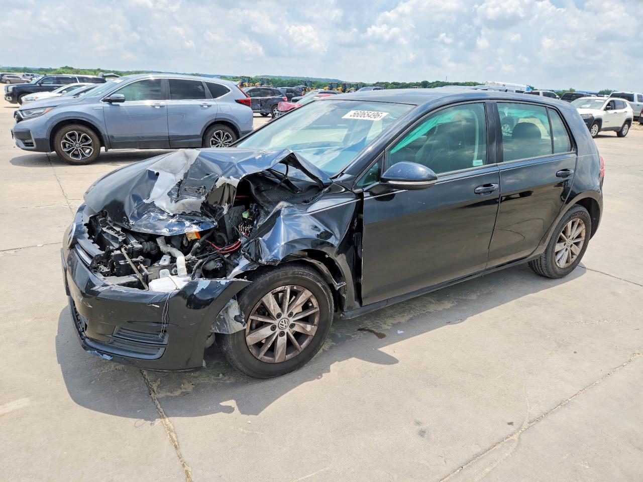 2015 Volkswagen Golf TSI S, VIN 3VW217AU0FM026651 — Front end