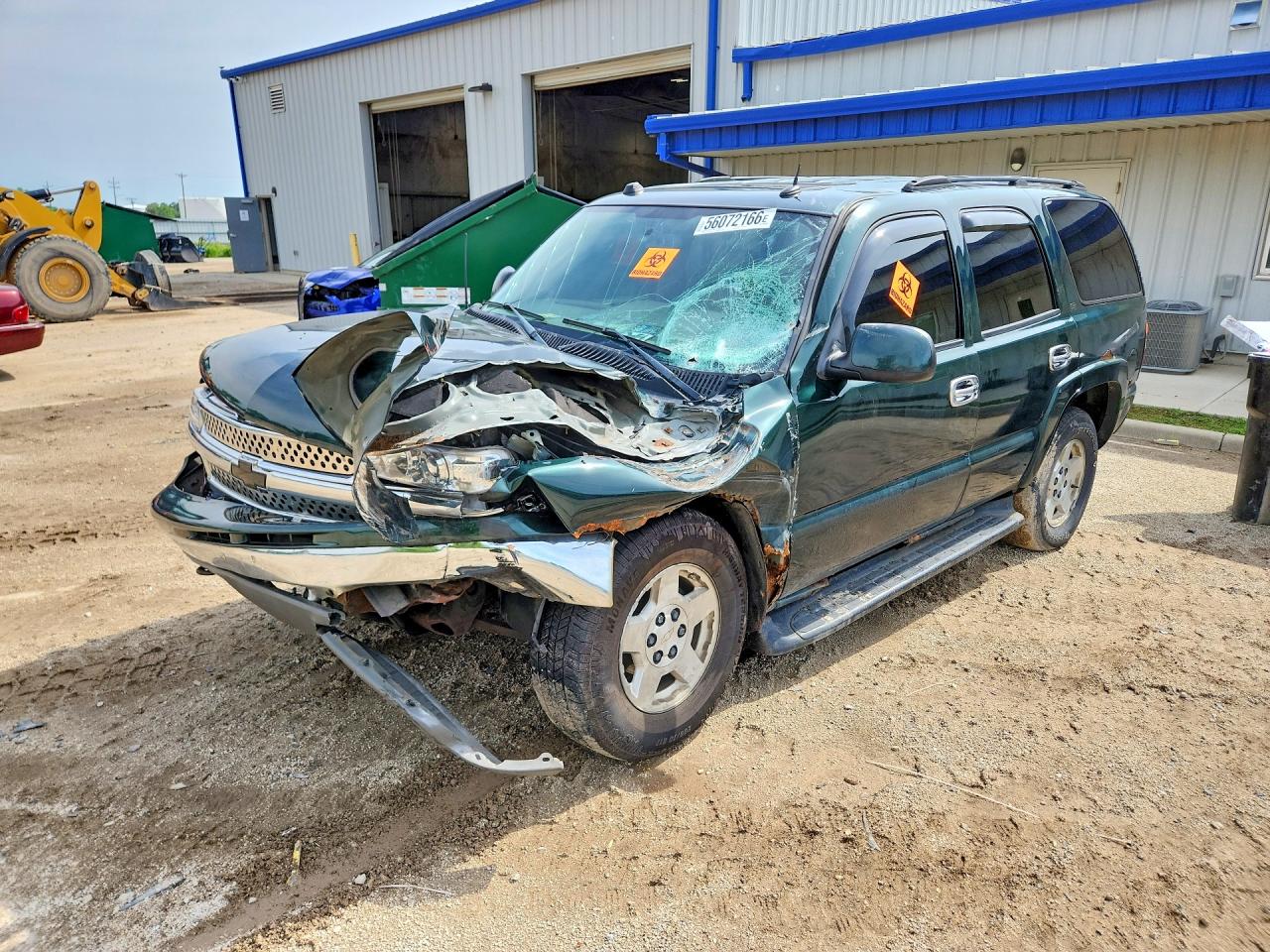 2004 Chevrolet Tahoe LT, VIN 1GNEK13ZX4J243547 — Front end