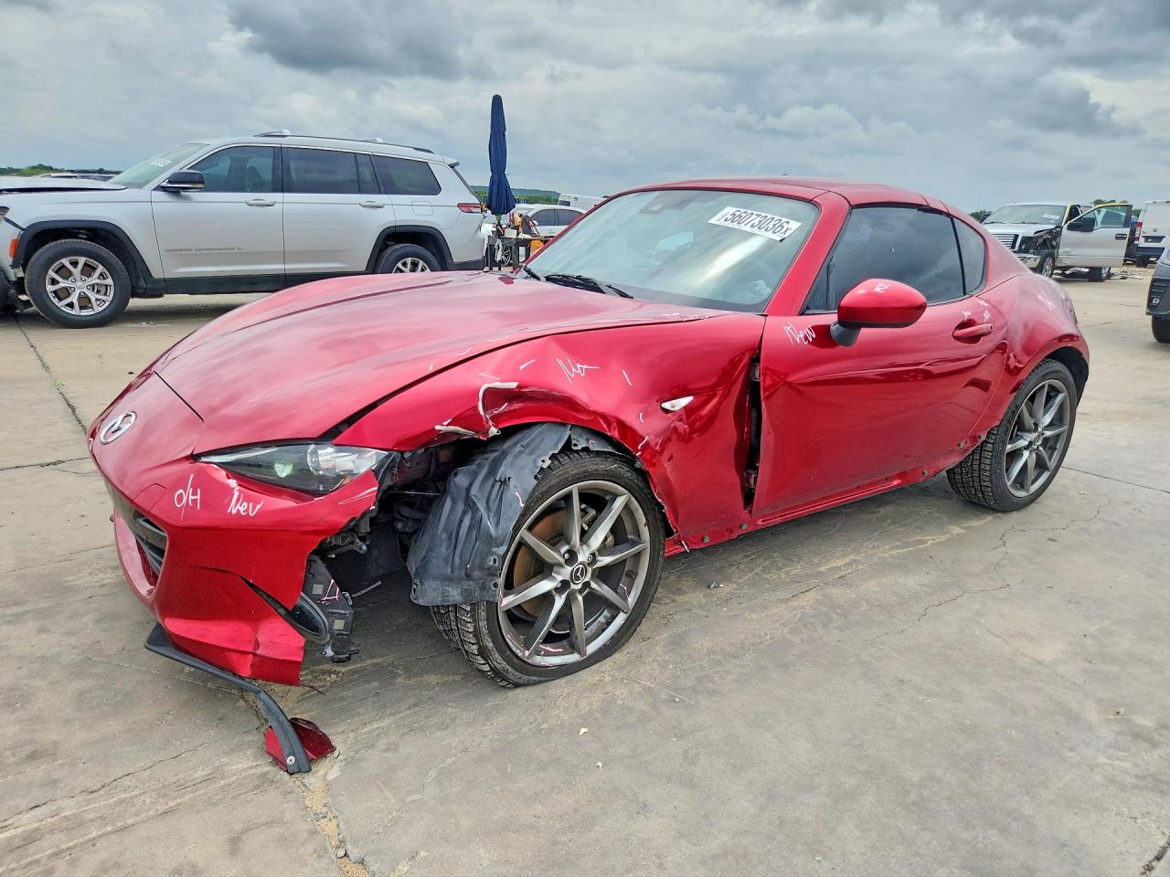 2022 Mazda MX-5 Miata Grand Touring, VIN JM1NDAM71N0500781 — Front end