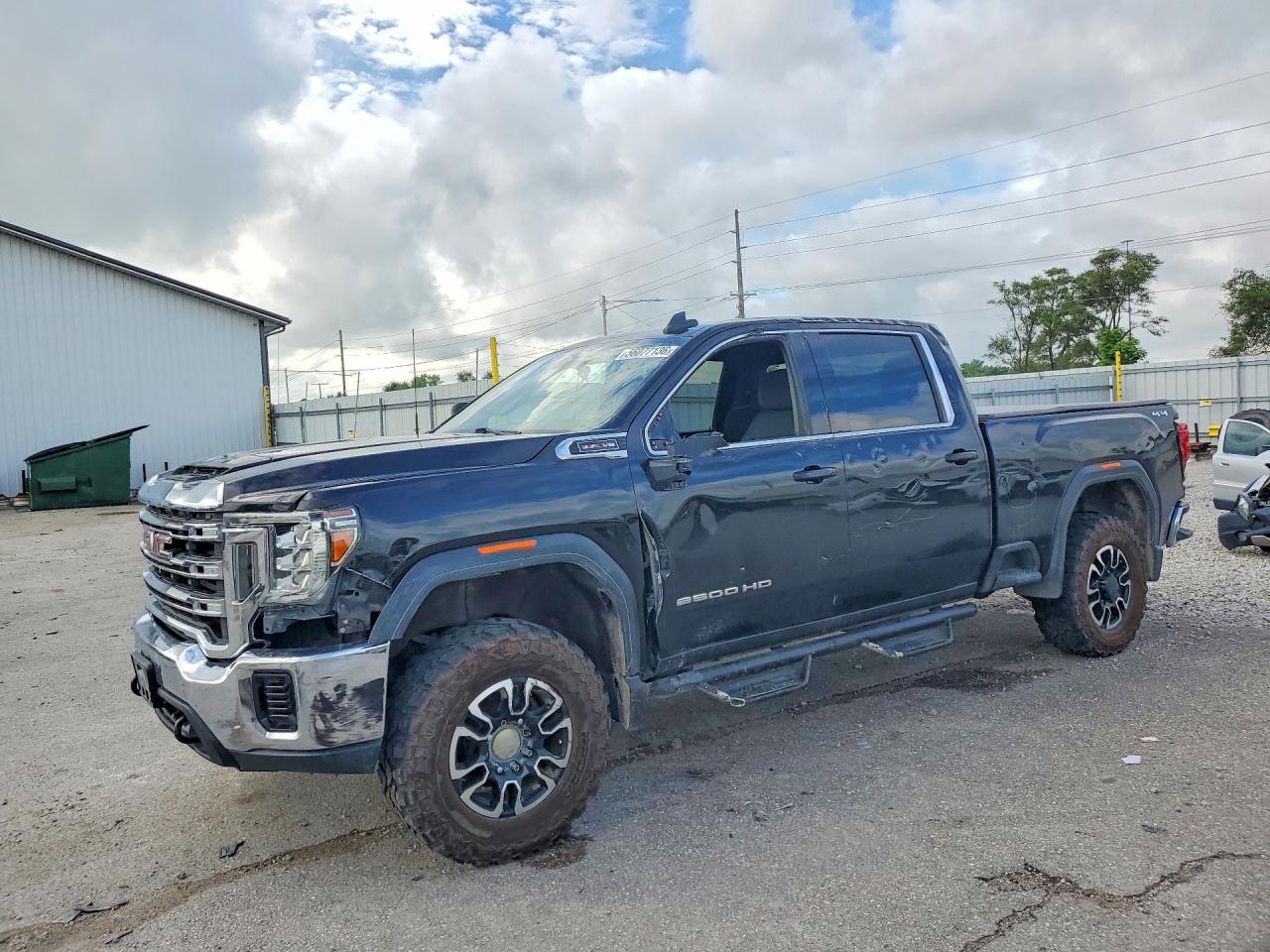 2020 GMC Sierra 2500HD SLE, VIN 1GT19ME76LF177113 — Front end