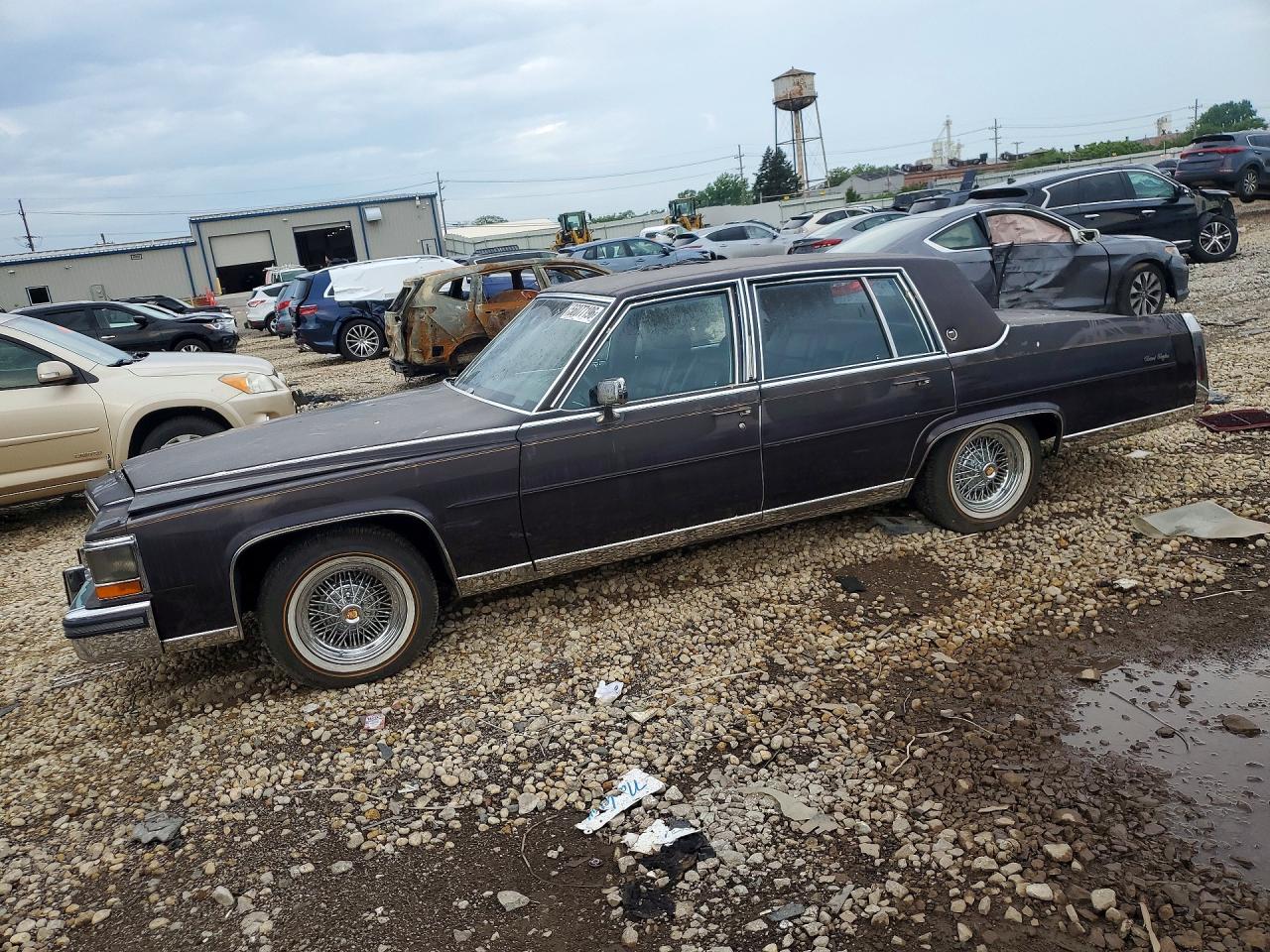 1986 Cadillac Fleetwood, VIN 1G6DW69Y9G9743180 — Burn