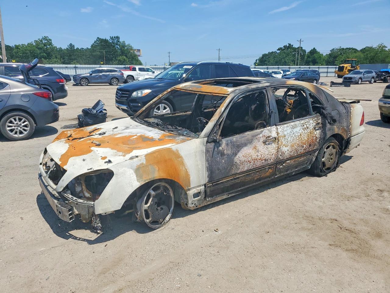 2002 Lexus LS 430, VIN JTHBN30F020087335 — Burn