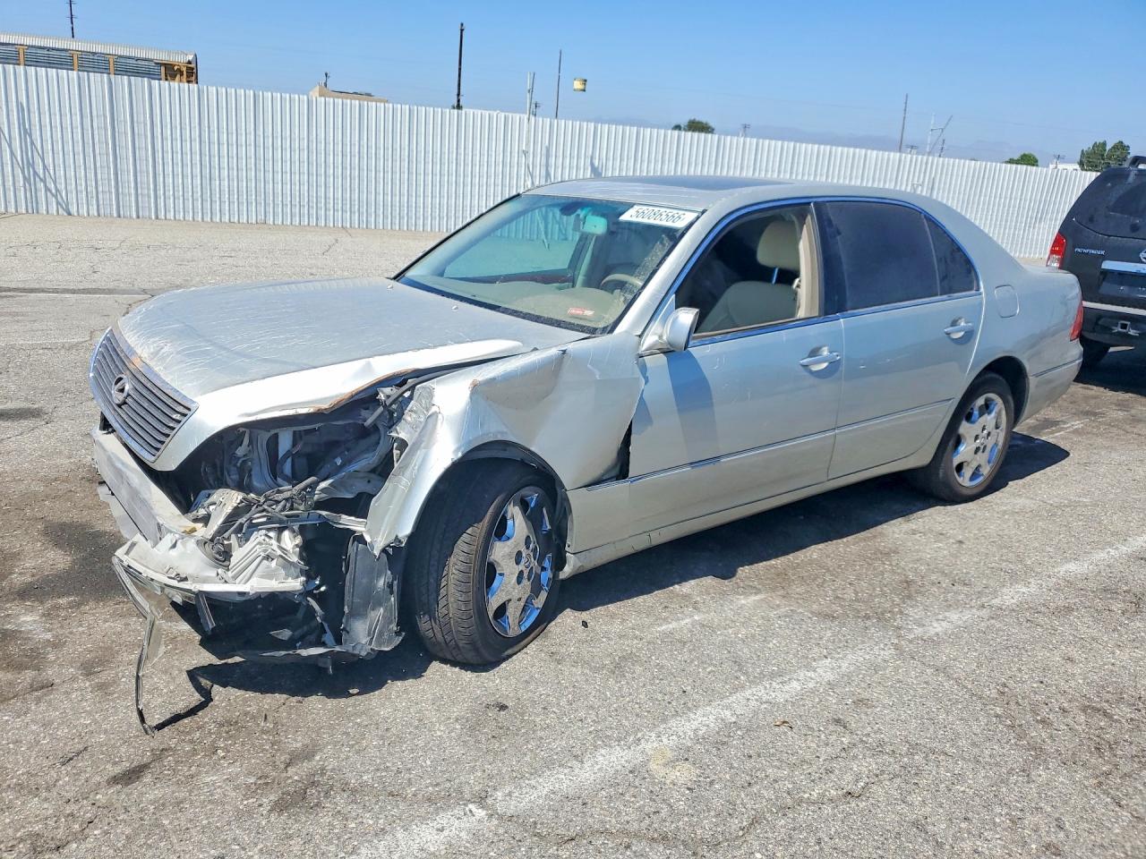 2002 Lexus LS 430, VIN JTHBN30F220054143 — Перед