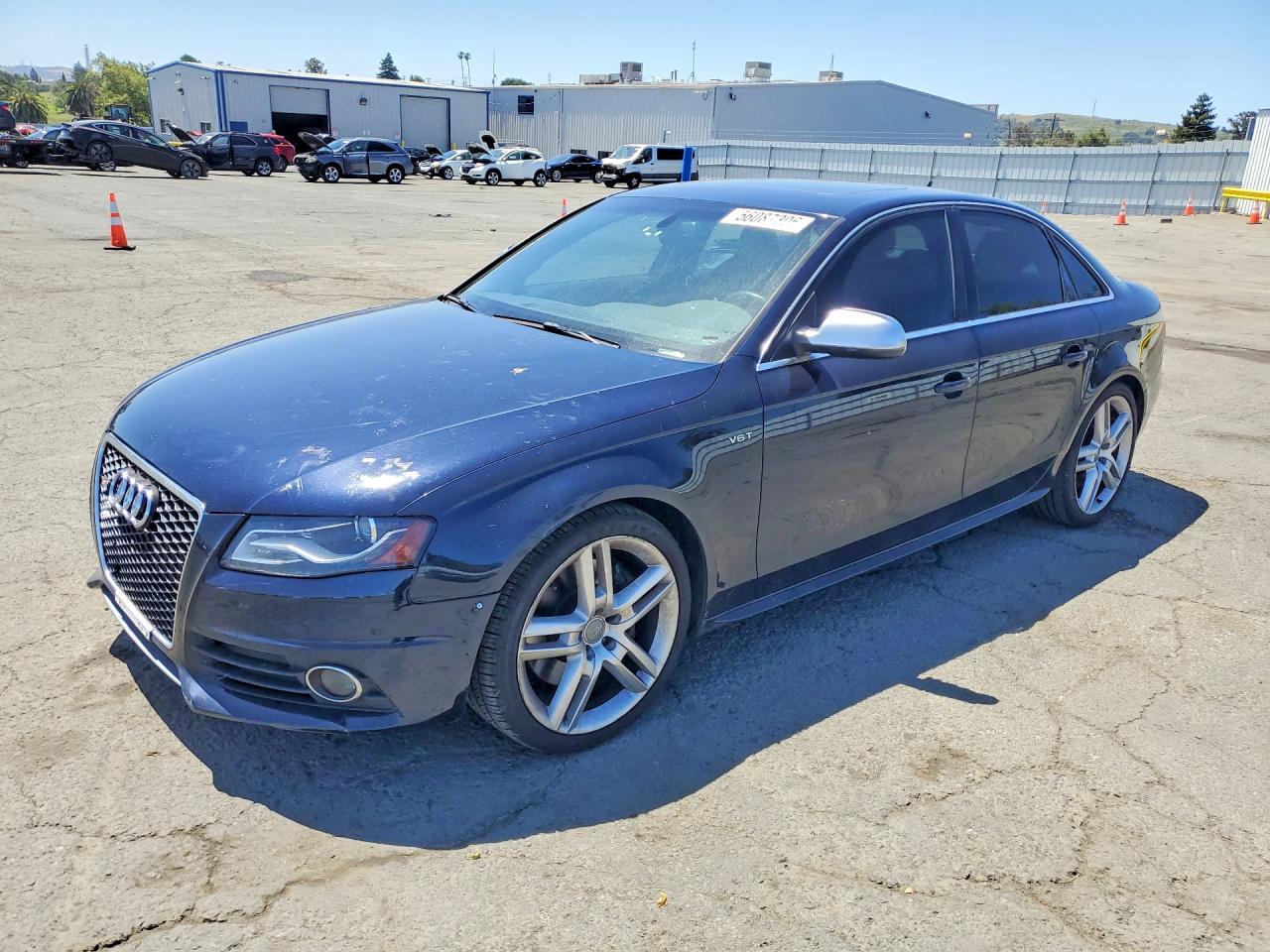 2011 Audi S4 Prestige, VIN WAUKGBFL1BA121034 — Бок