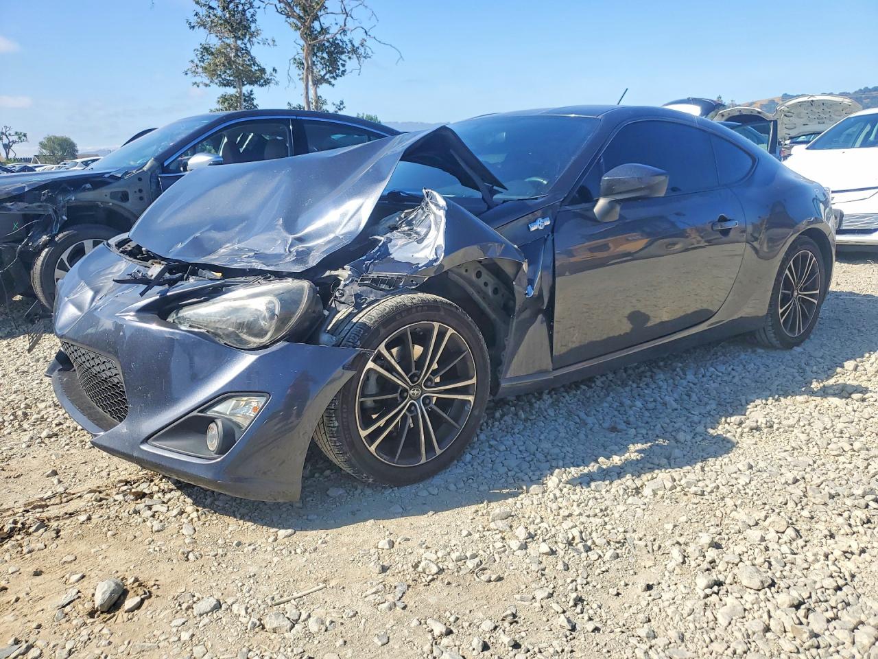 2013 Scion FR-S 10 Series, VIN JF1ZNAA15D1714752 — Front end