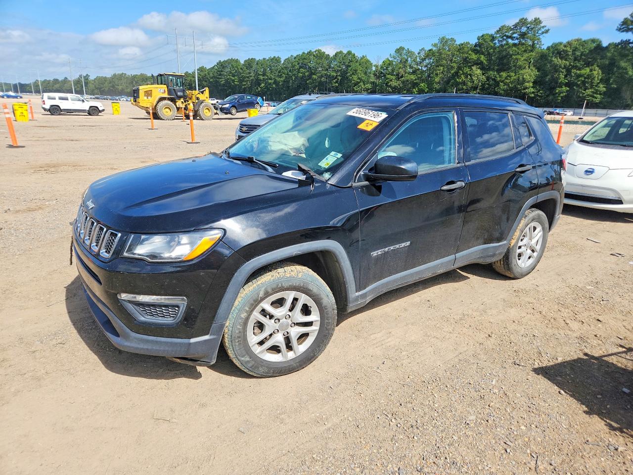 2018 Jeep Compass Sport, VIN 3C4NJCAB1JT438826 — Side