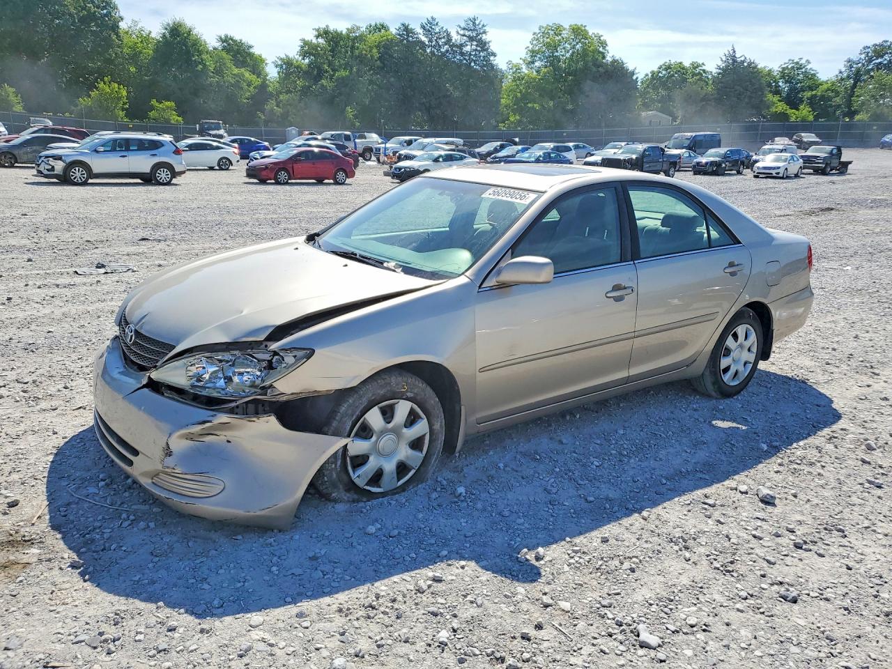 2002 Toyota Camry LE, VIN 4T1BE32KX2U577278 — Front end