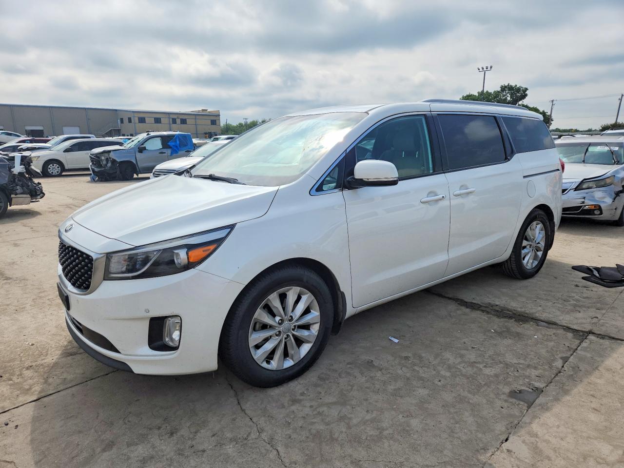 2018 Kia Sedona EX, VIN KNDMC5C17J6376266 — Undercarriage