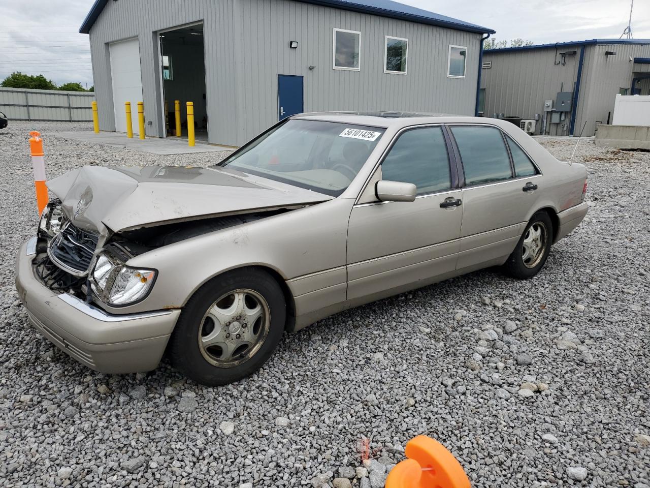 1997 Mercedes-Benz S 320/430/500, VIN WDBGA51G4VA361378 — Front end