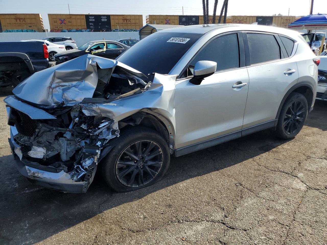 2020 Mazda CX-5 Grand Touring, VIN JM3KFADM2L0732586 — Front end