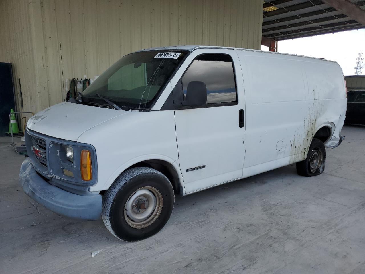 1998 GMC Savana, VIN 1GTEG15M7W1029632 — All over