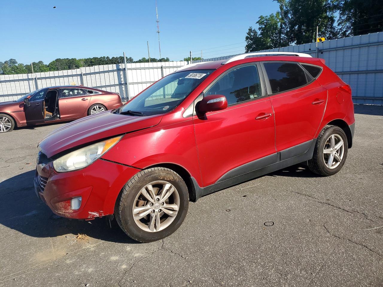 2013 Hyundai Tucson GLS, VIN KM8JUCAC8DU558658 — Front end