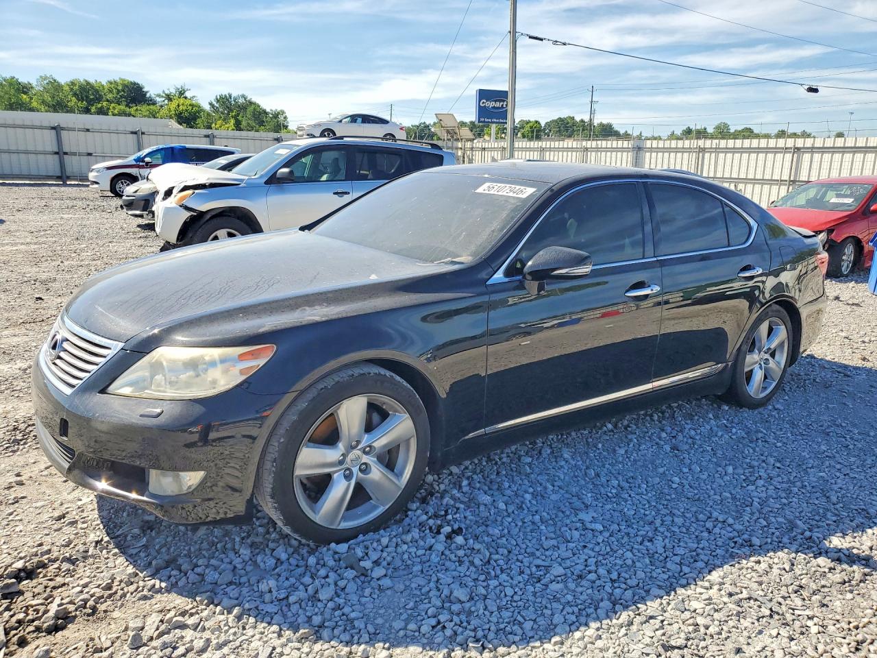 2011 Lexus LS 460, VIN JTHBL5EF5B5103901 — Rear end