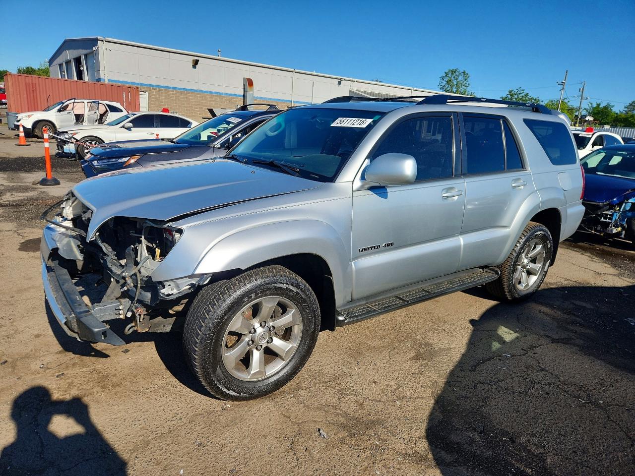 2006 Toyota 4Runner Limited, VIN JTEBU17R668063276 — Front end