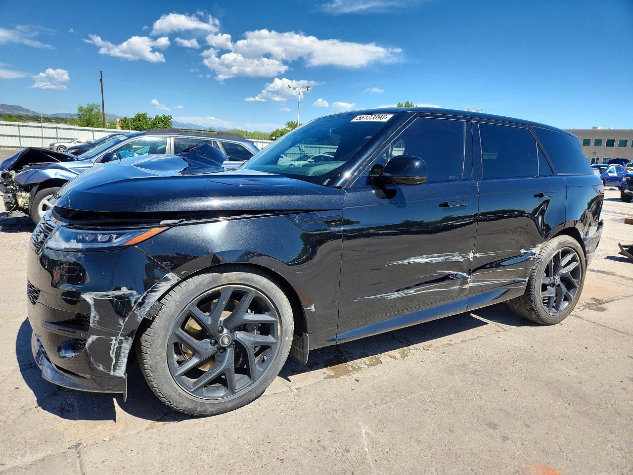 2025 Land Rover Range Rover Sport Dynamic SE, VIN SAL1L9E98SA466403 — Side