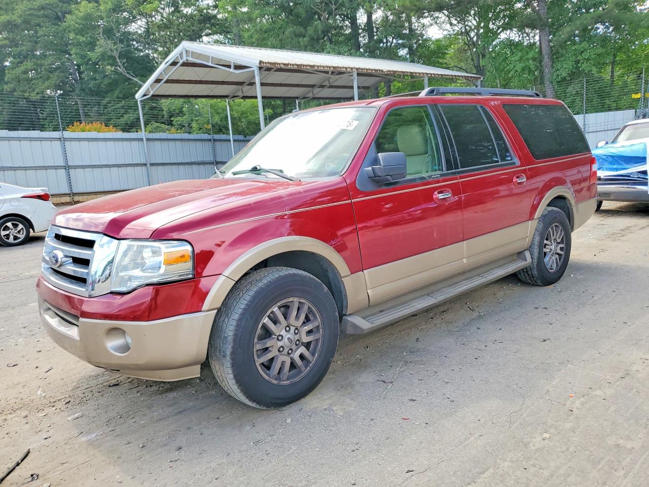 2014 Ford Expedition Max XLT, VIN 1FMJK1H5XEEF38666 — Rear end