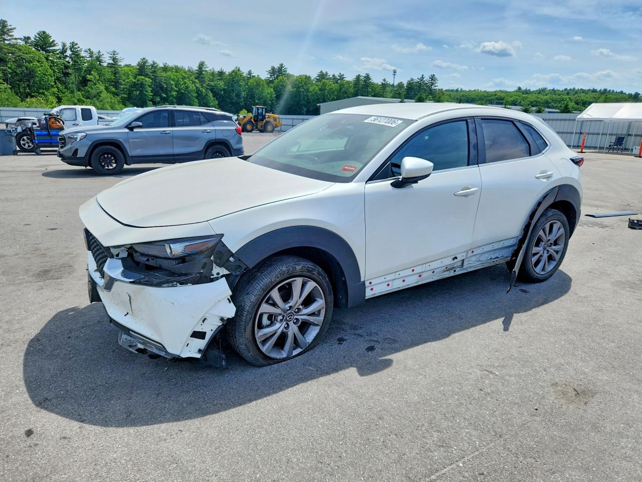 2022 Mazda CX-30 S Select, VIN 3MVDMBBL0NM454518 — Front end