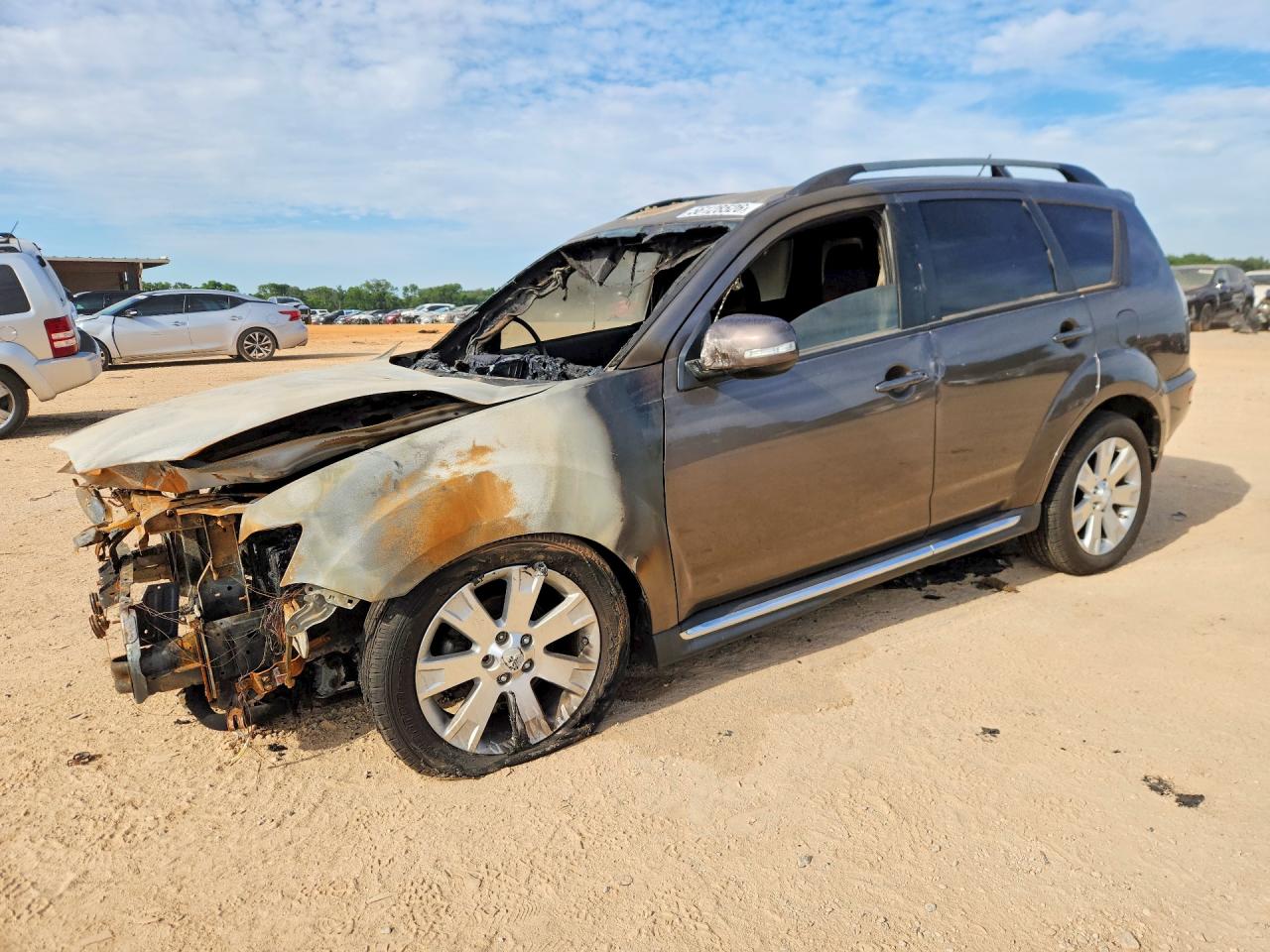 2013 Mitsubishi Outlander SE, VIN JA4JT3AW6DU020603 — Burn