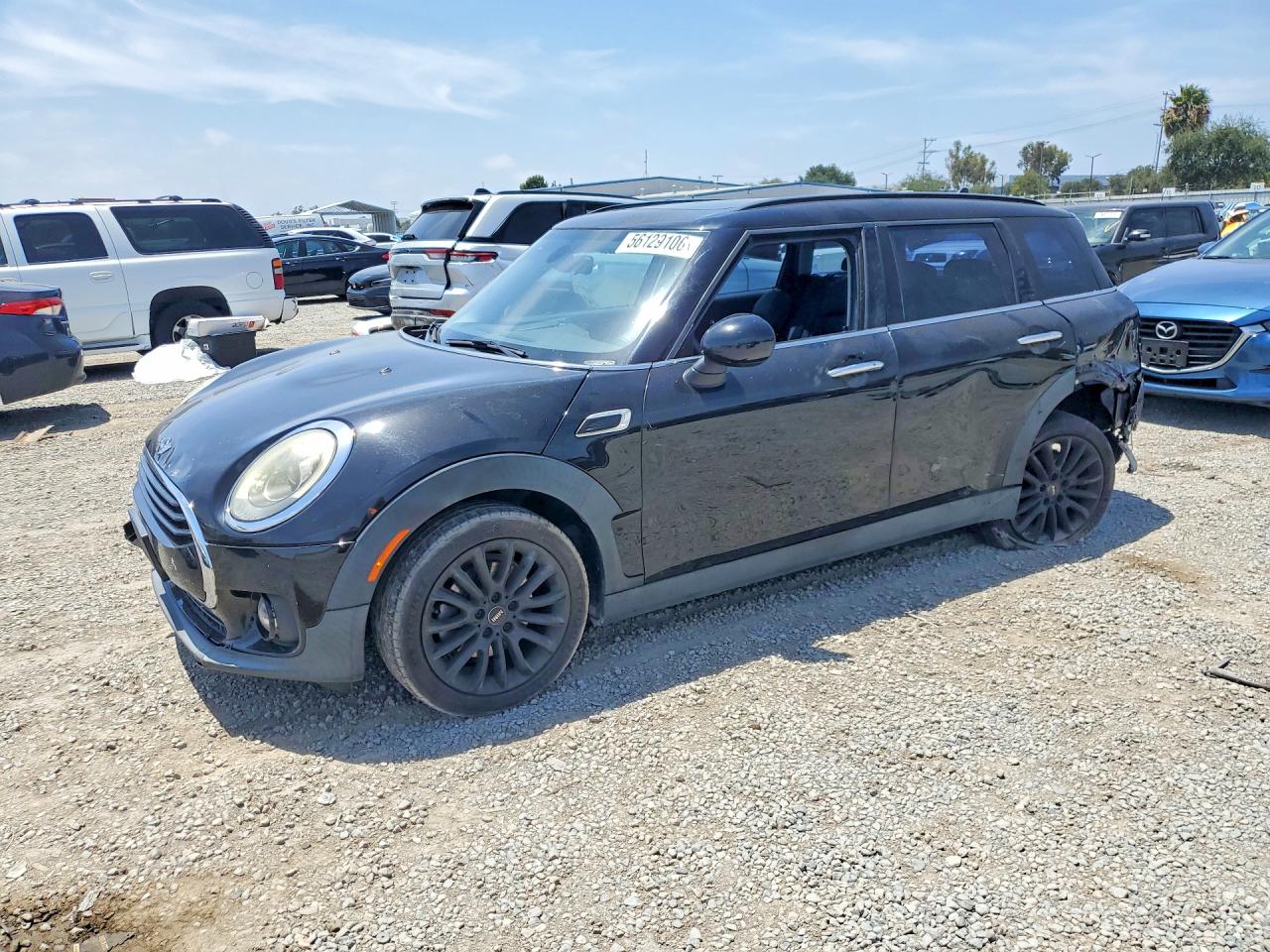 2018 MINI Clubman Cooper, VIN WMWLN5C51J2E34386 — Зад