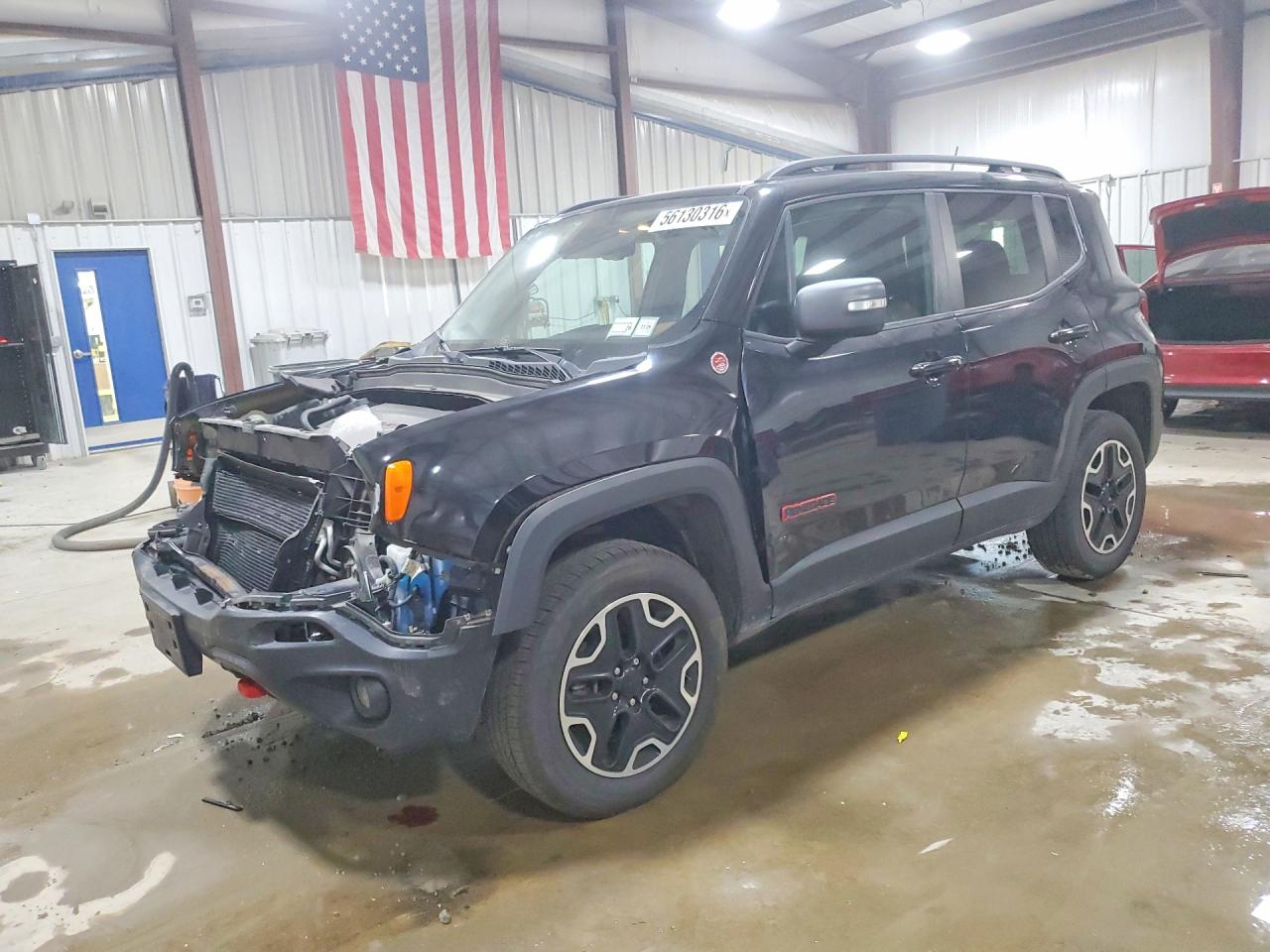 2016 Jeep Renegade Trailhawk, VIN ZACCJBCT3GPD17660 — Front end