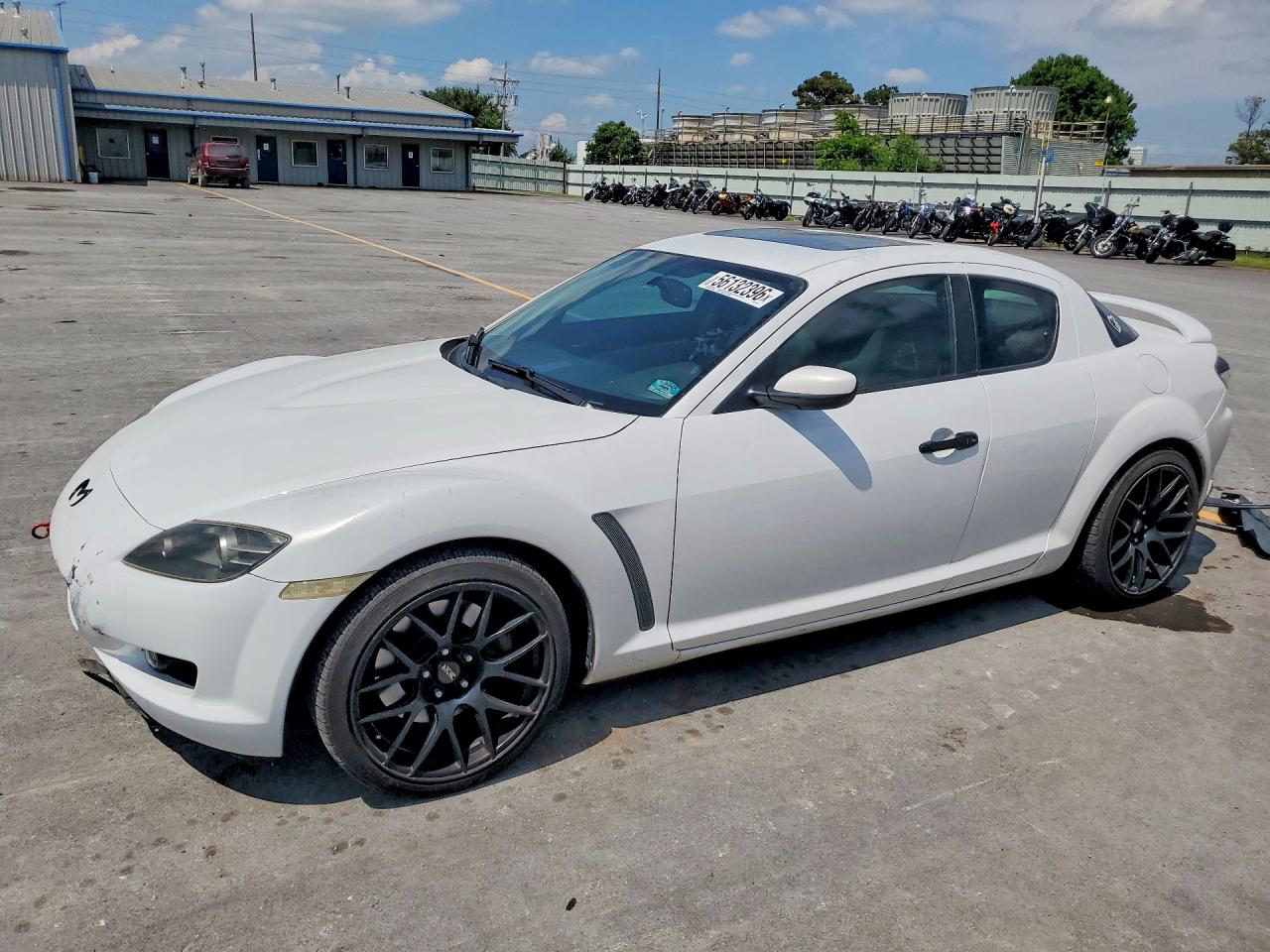 2007 Mazda RX-8 Touring, VIN JM1FE173070212182 — Front end