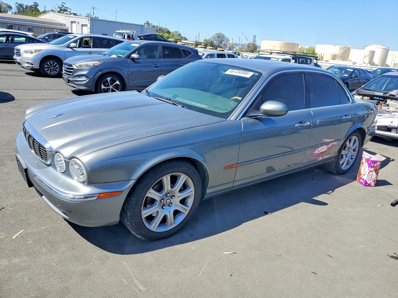 2004 Jaguar XJ 8, VIN SAJWA71CX4SG21351 — Vandalism