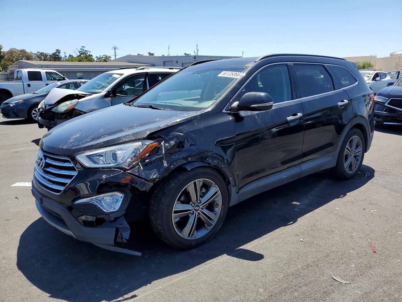 2013 Hyundai Santa Fe Limited, VIN KM8SRDHF6DU011318 — Front end