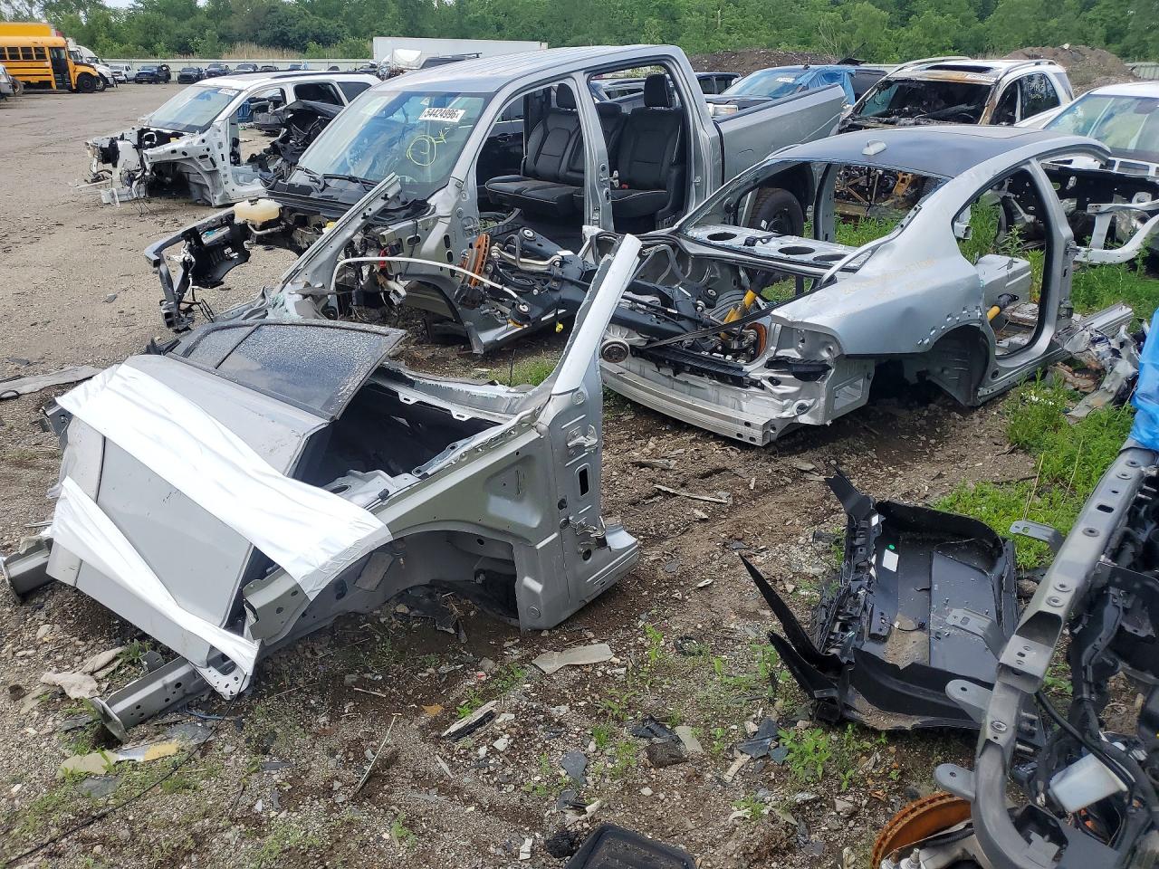 2022 Dodge Charger Scat Pack, VIN 2C3CDXGJ6NH271080 — Stripped