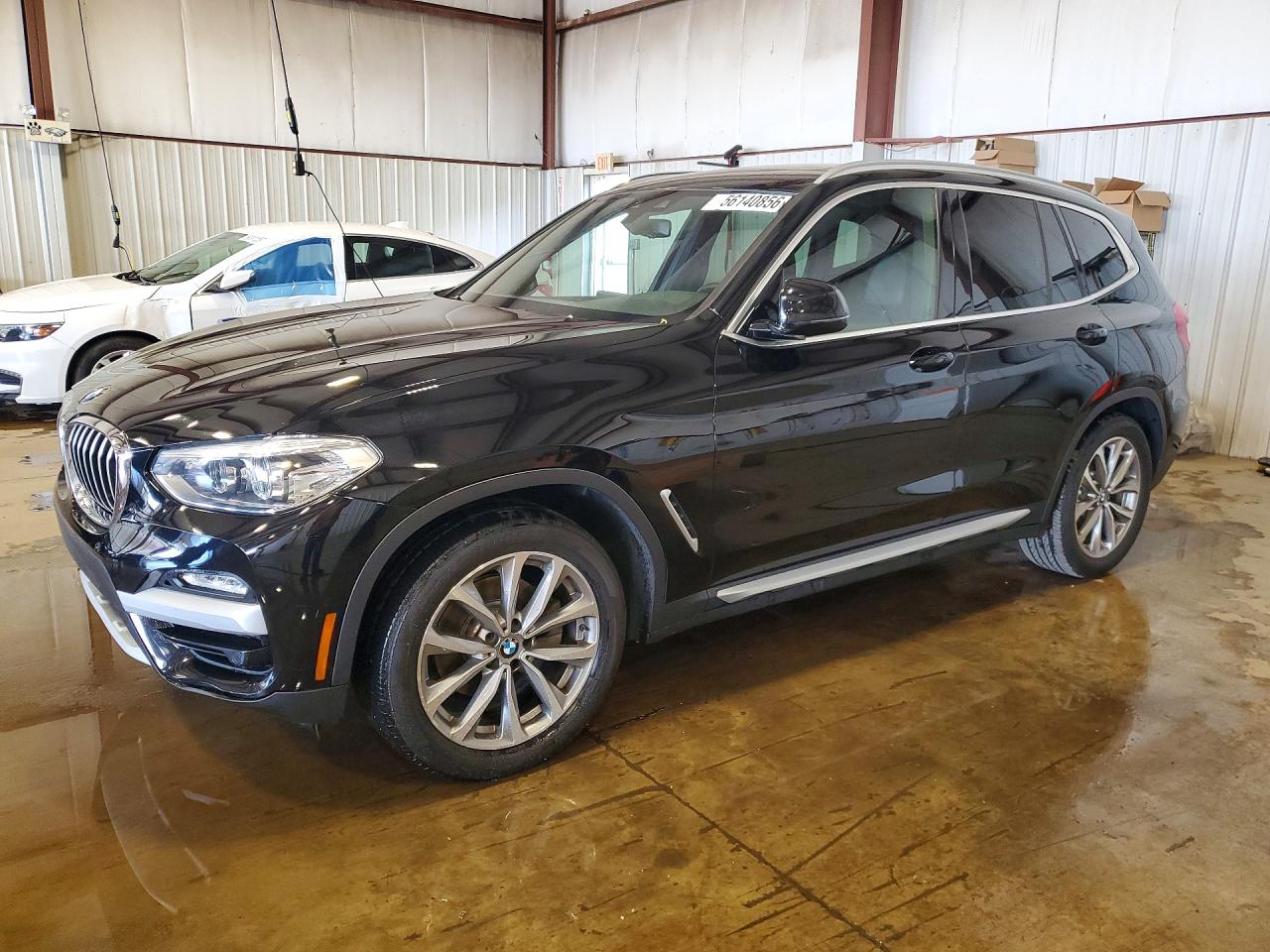 2019 BMW X3 xDrive30i, VIN 5UXTR9C56KLE15311 — Перед