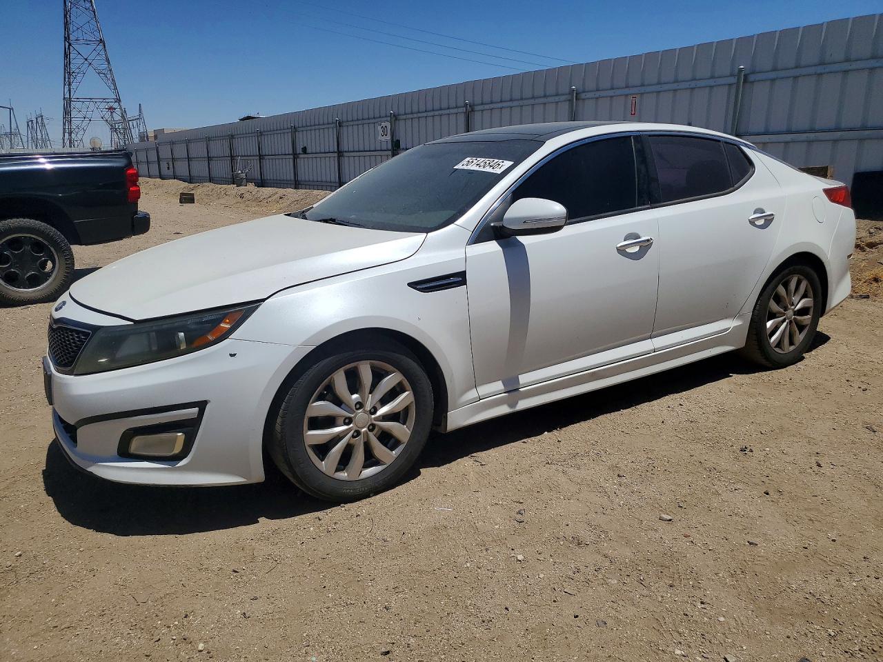 2015 Kia Optima EX, VIN 5XXGN4A76FG473038 — Minor dents and scratches