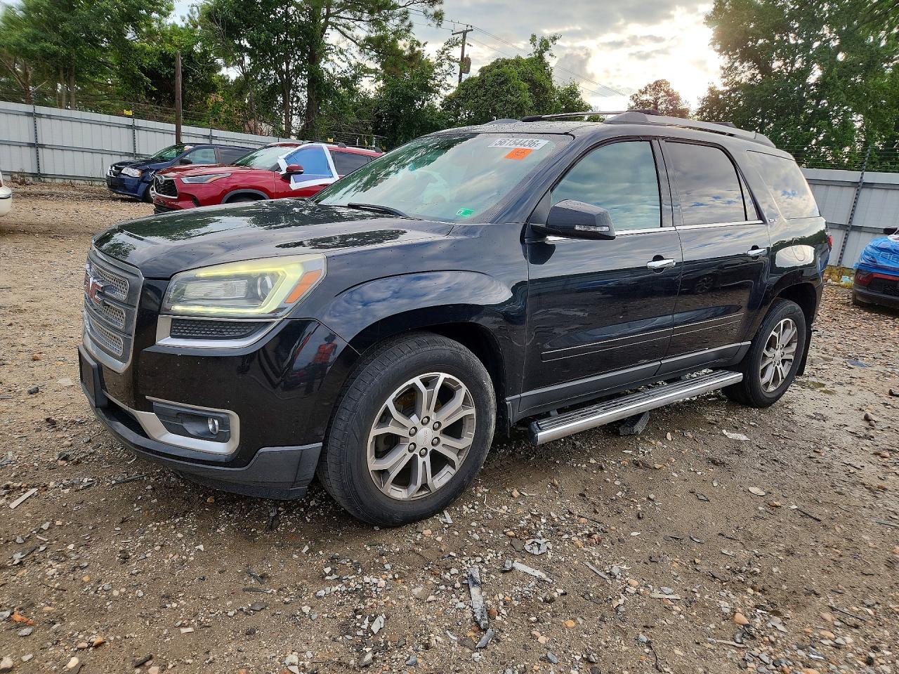 2014 GMC Acadia SLT, VIN 1GKKVRKDXEJ244131 — Front end
