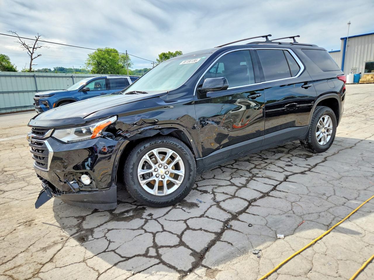 2018 Chevrolet Traverse LS, VIN 1GNERFKW4JJ141432 — Front end