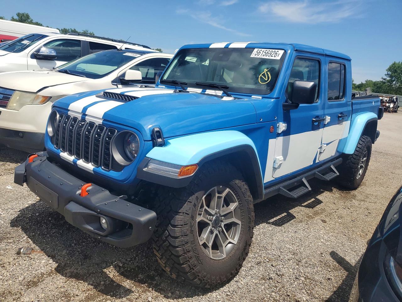 2025 Jeep Gladiator Mojave, VIN 1C6RJTEG5SL525088 — Front end
