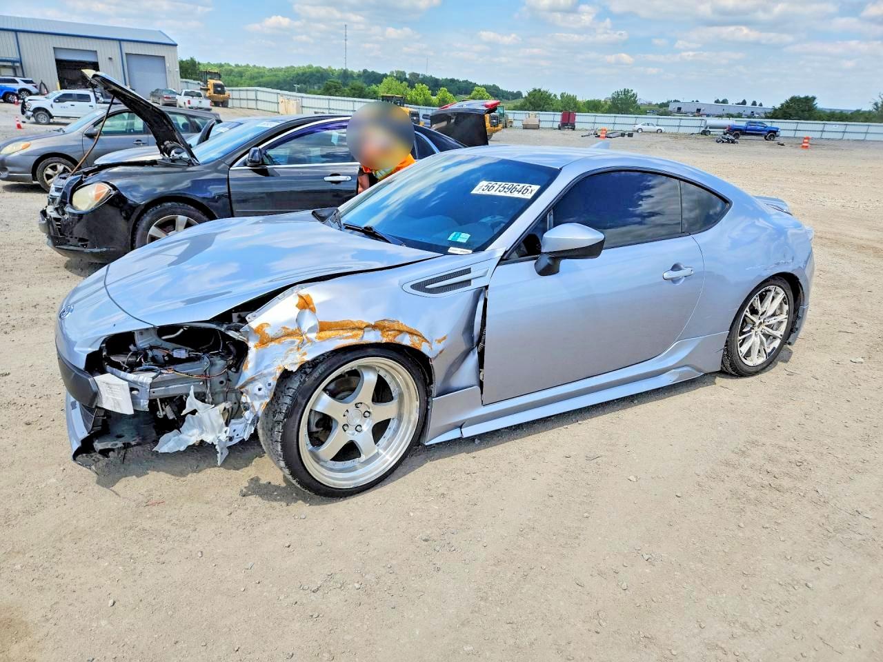2016 Subaru BRZ Limited, VIN JF1ZCAC12G9603973 — Перед