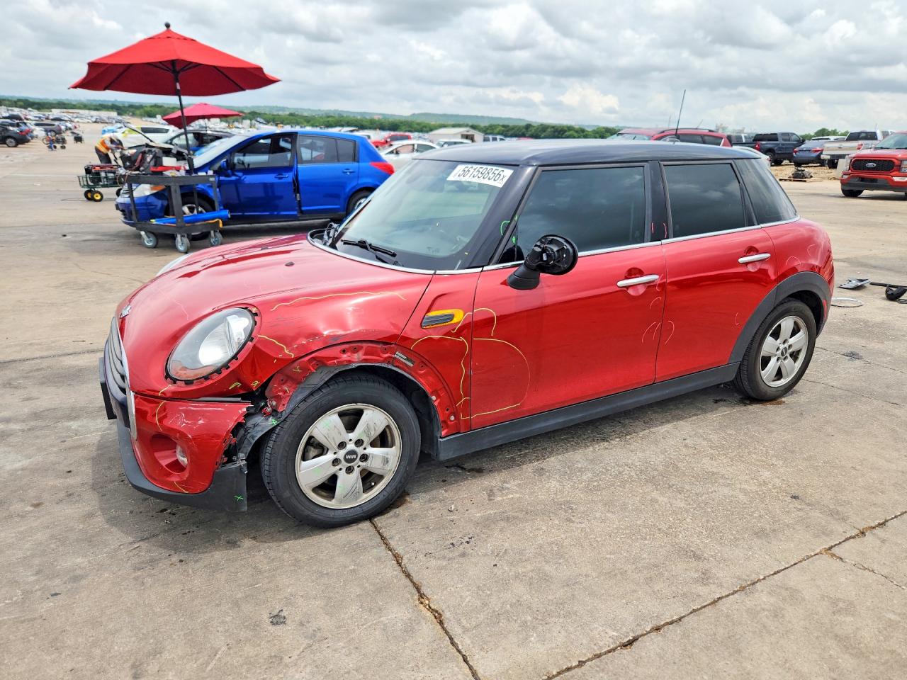 2016 MINI Hardtop 4 Door, VIN WMWXU1C50G2D10941 — Front end
