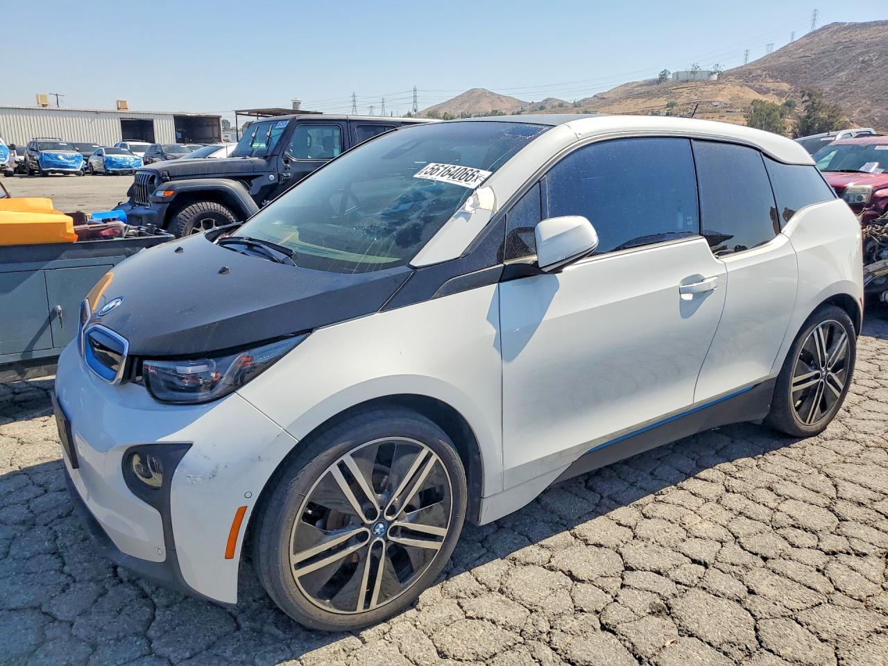 2014 BMW i3, VIN WBY1Z2C53EV286125 — Мелкие вмятины и царапины