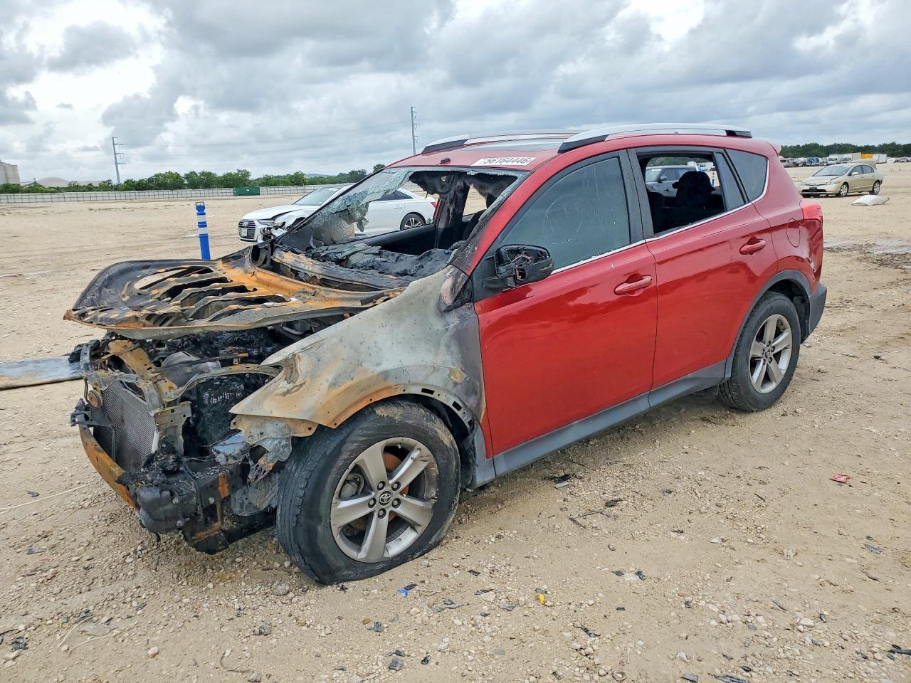 2015 Toyota RAV4 XLE, VIN 2T3RFREV1FW344262 — Burn
