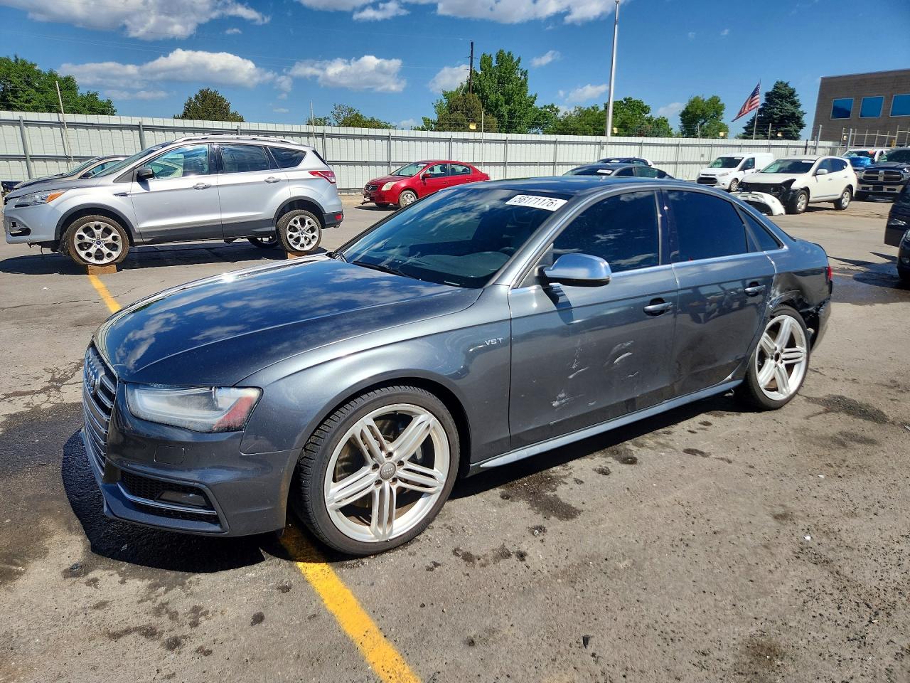 2015 Audi S4 Premium Plus, VIN WAUBGAFL7FA032942 — Auction photo 1 of 4