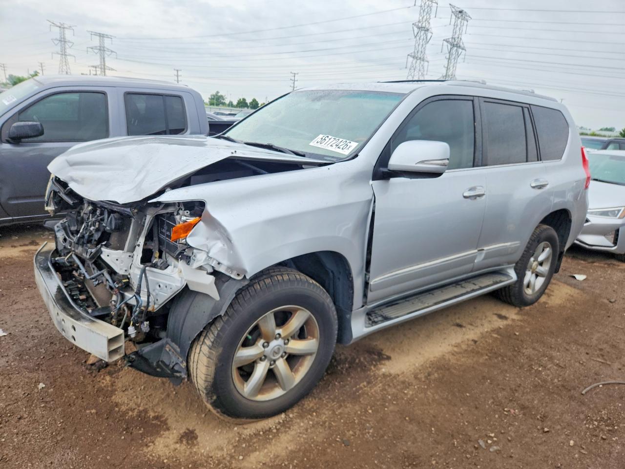 2012 Lexus GX 460, VIN JTJBM7FX2C5035914 — Front end
