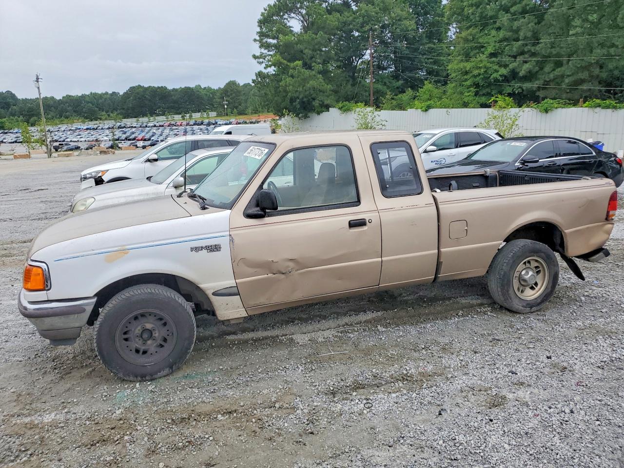 1995 Ford Ranger Splash, VIN 1FTCR14X5STA60549 — Side