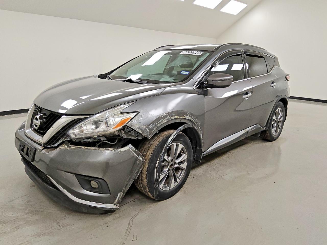 2017 Nissan Murano SV, VIN 5N1AZ2MG5HN171382 — Front end