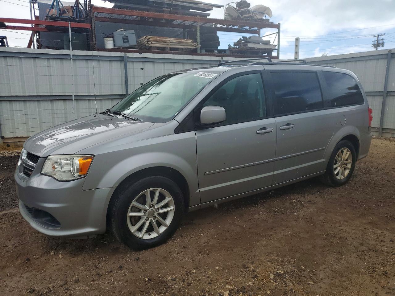 2016 Dodge Grand Caravan SXT, VIN 2C4RDGCG7GR371539 — Minor dents and scratches