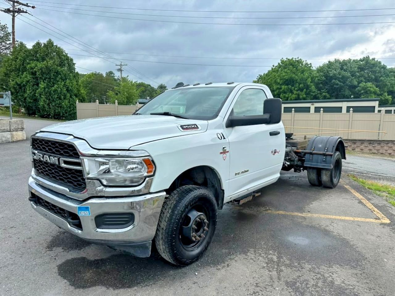 2021 Ram 3500 Tradesman, VIN 3C7WRSBL0MG568742 — Minor dents and scratches