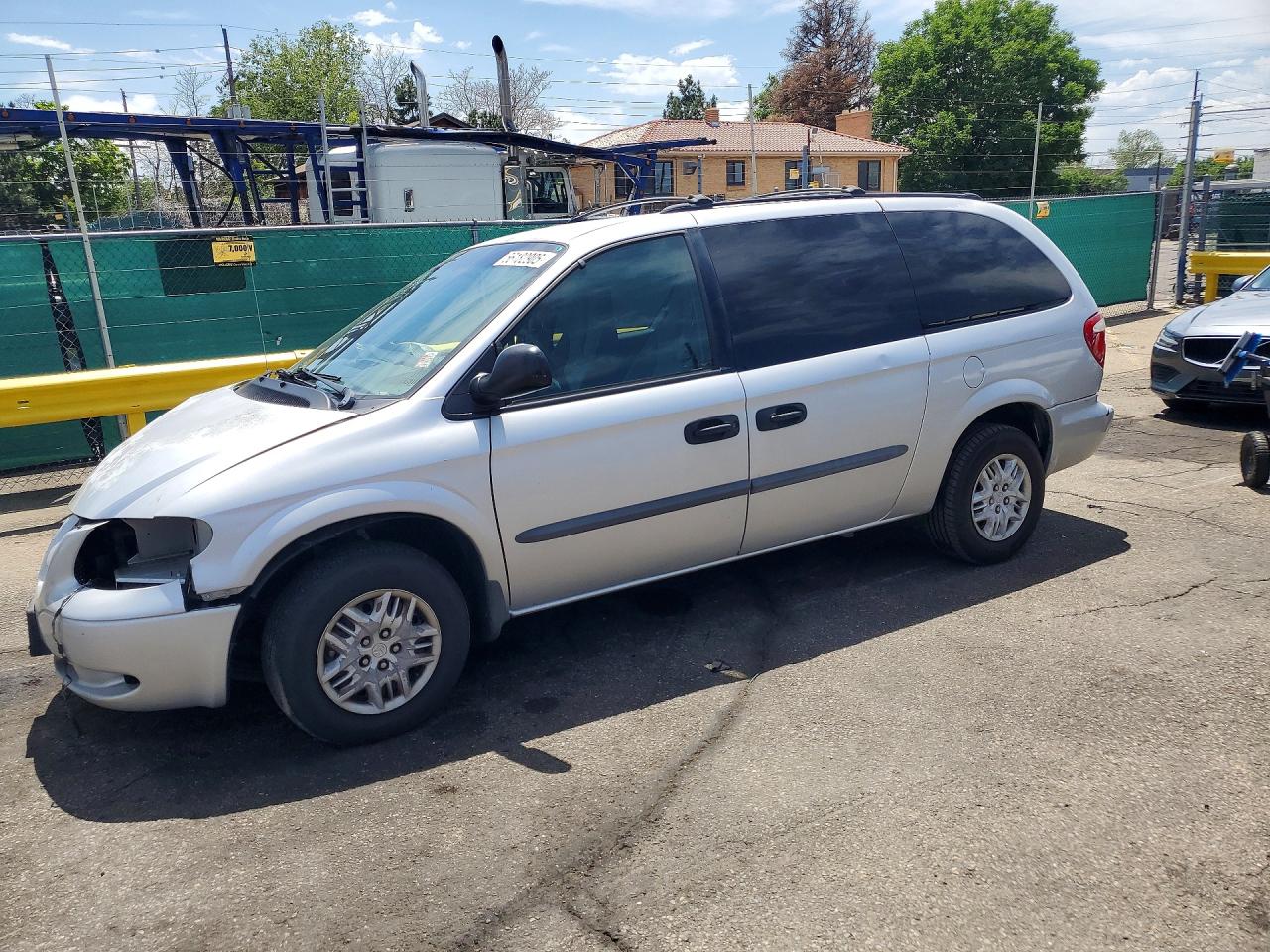 2004 Dodge Caravan SE, VIN 1D4GP24R94B502968 — Перед