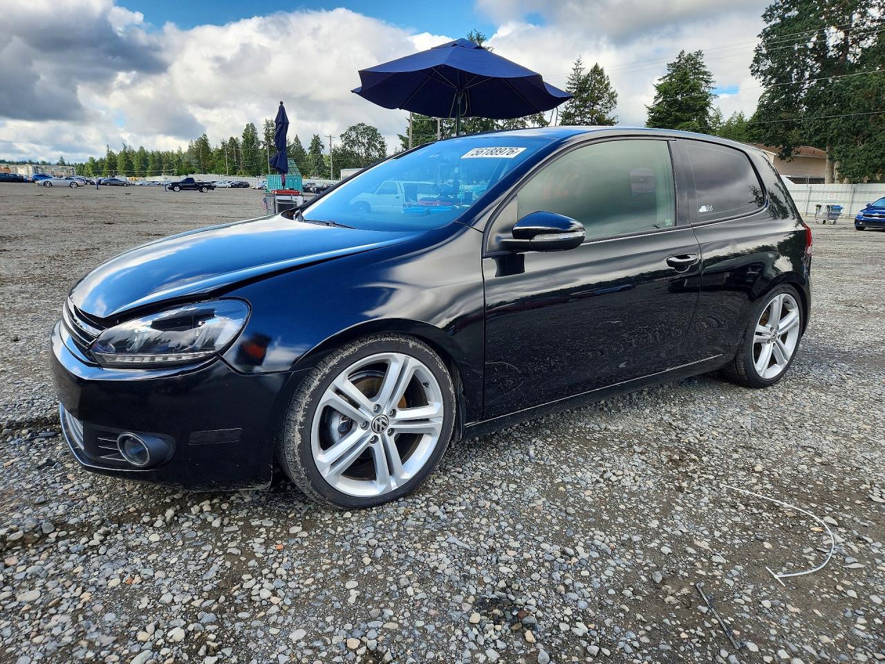 2010 Volkswagen Golf, VIN WVWAB7AJ2AW300362 — Бок