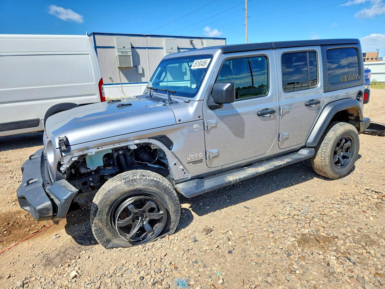 2018 Jeep Wrangler Unlimited Sport, VIN 1C4HJXDG1JW303657 — Front end